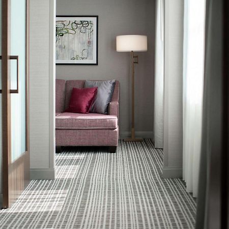 The Axis Moline Hotel, Tapestry Collection By Hilton Екстер'єр фото