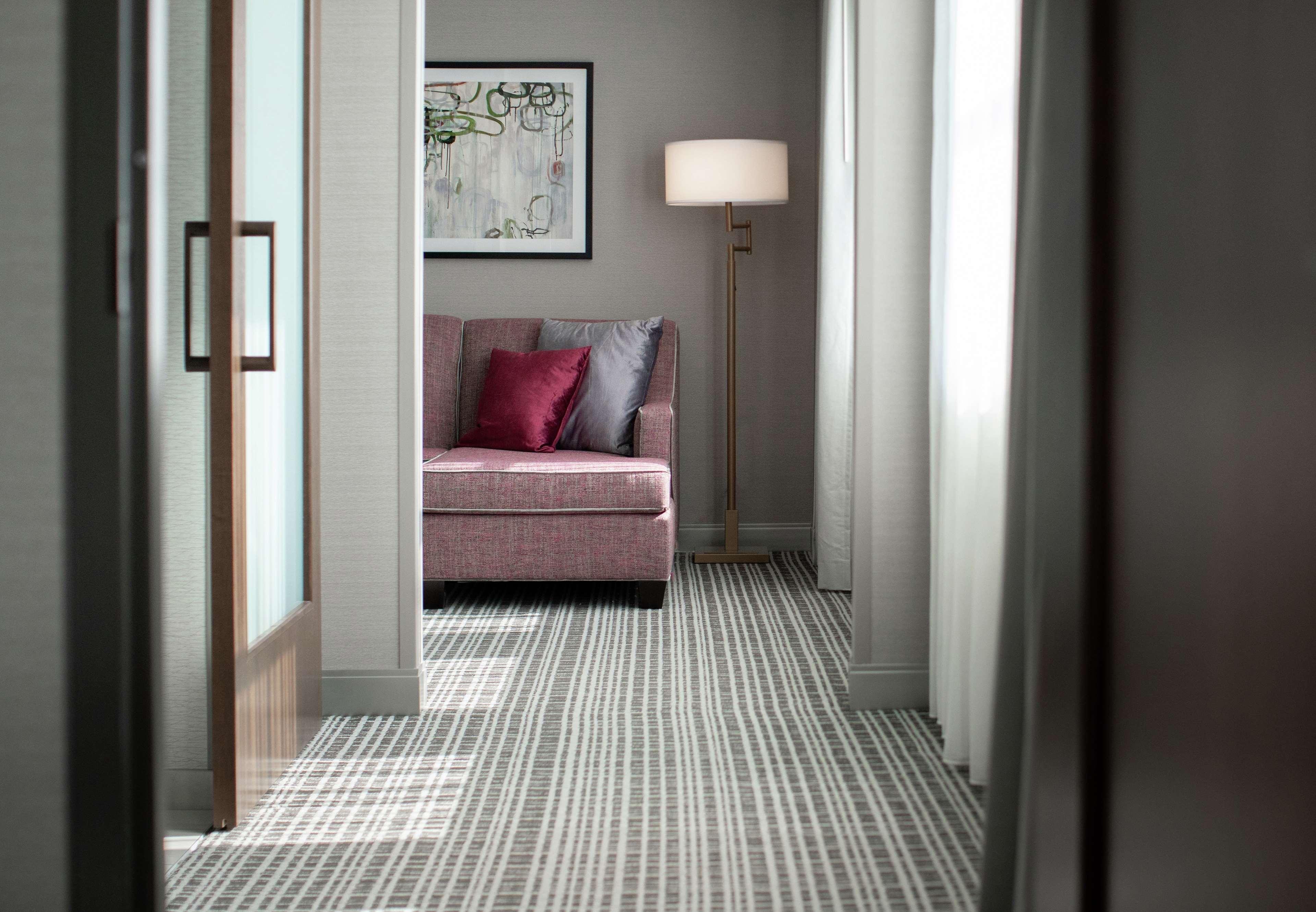 The Axis Moline Hotel, Tapestry Collection By Hilton Екстер'єр фото